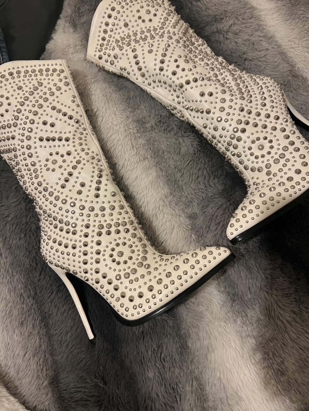 AKIRA White Studded Pointed-Toe Stiletto Boots